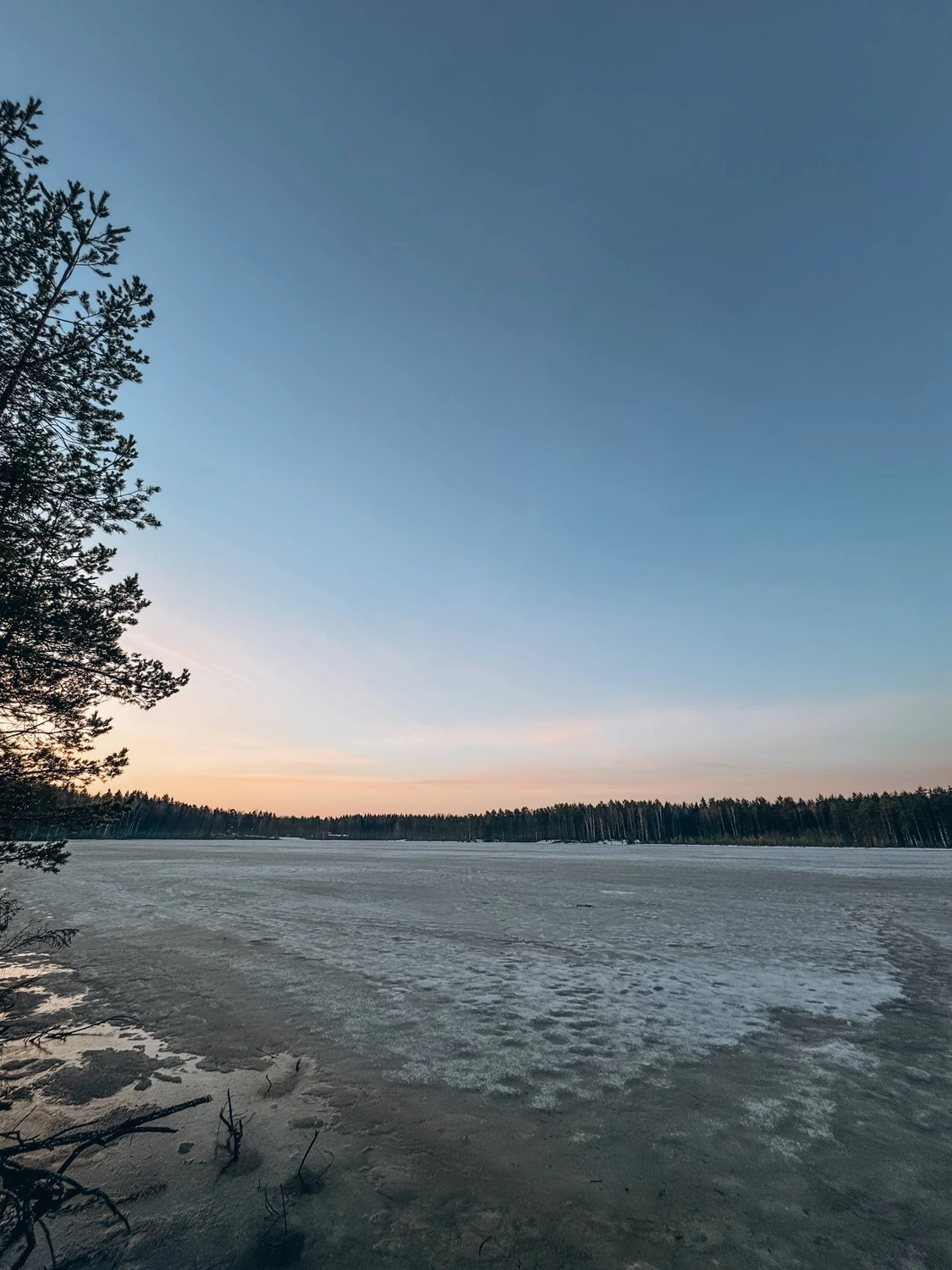База отдыха «Пасторское озеро» под Петербургом: домики с баней, купелью и завтраками